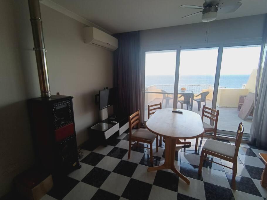 Poseidons Seaview Penthouse Apartment Marsalforn Exterior photo